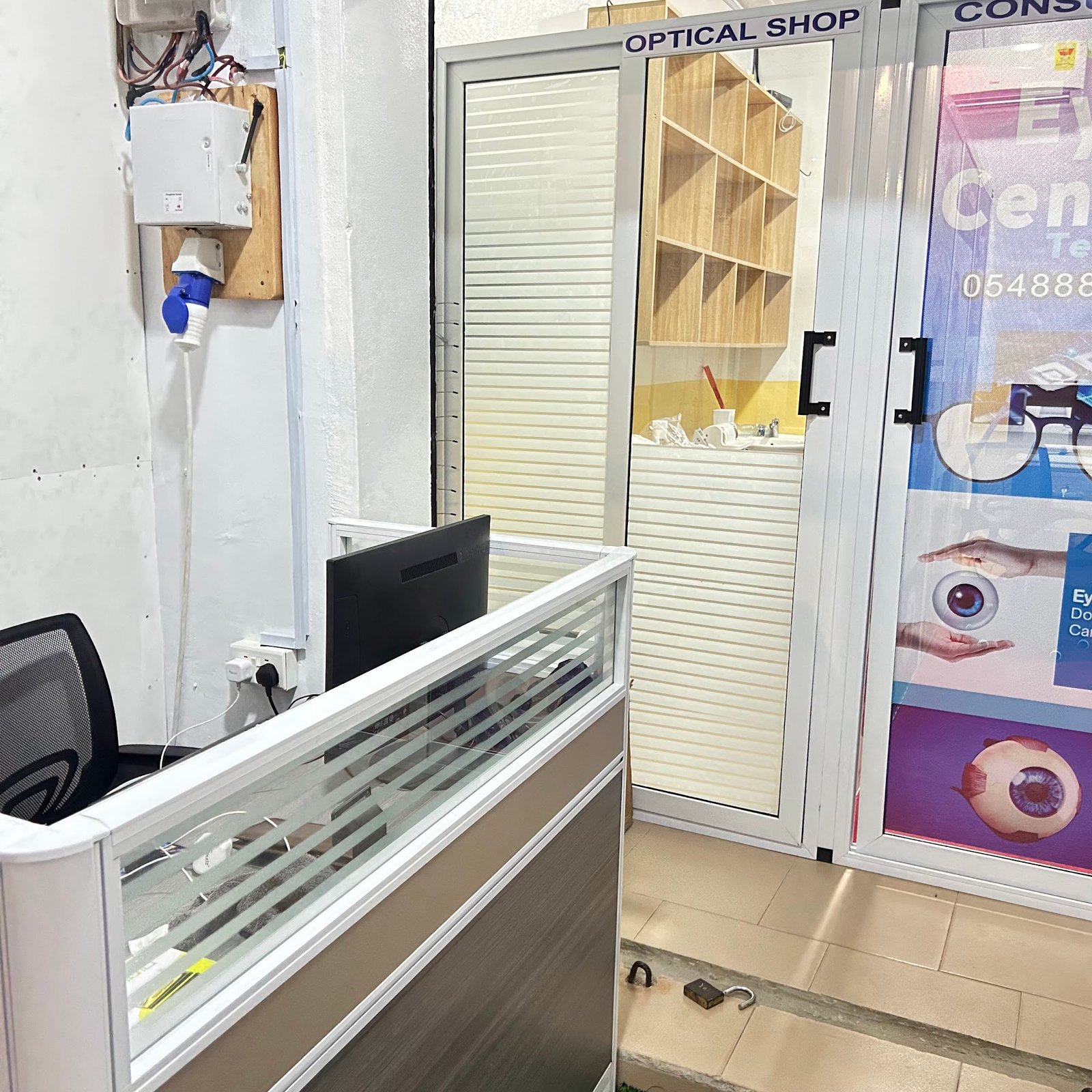 Doncanivs Eye Center interior